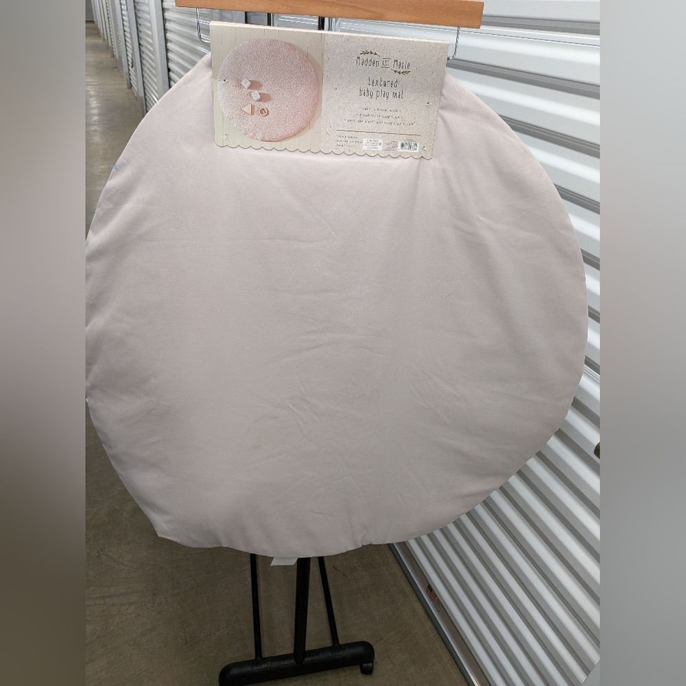 Round Textured Baby Play Mat in Blush Pink - Soft Play Surface